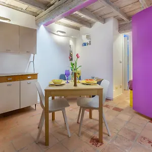 https://ferrara-mignon-lilac-house.emilia-romagnahotels.net