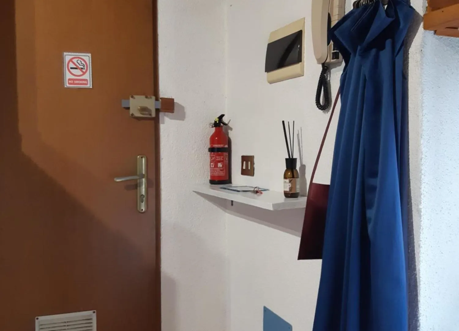 Little 58 Apartment Luino